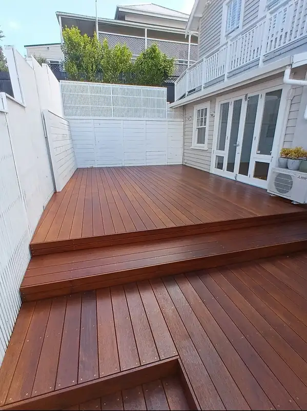 Custom timber deck by Lavscapes Auckland